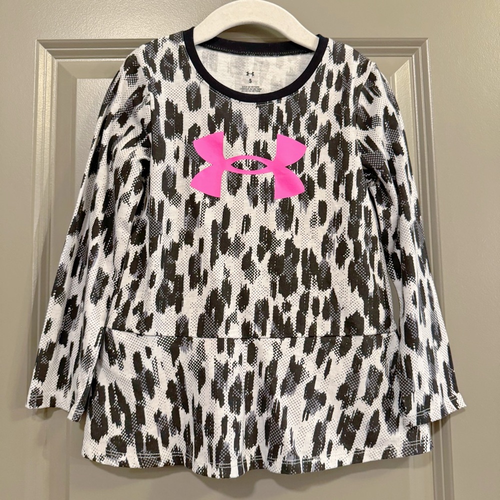 Under Armour Kids' Black & Gray Leopard Long Sleeve Top with Pink Logo Size 5